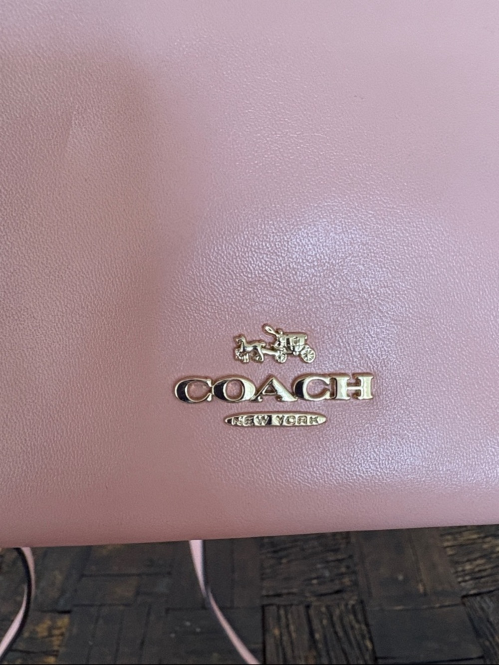 COACH Blush Pink Leather Crossbody with Gold Hardware - Picture 2 of 6